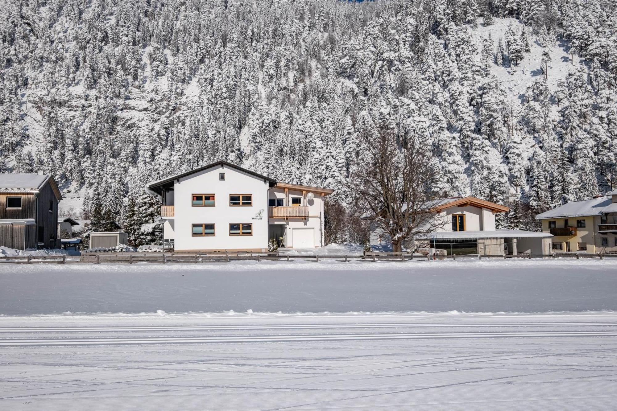 Haus Zak Lägenhet Scharnitz Exteriör bild